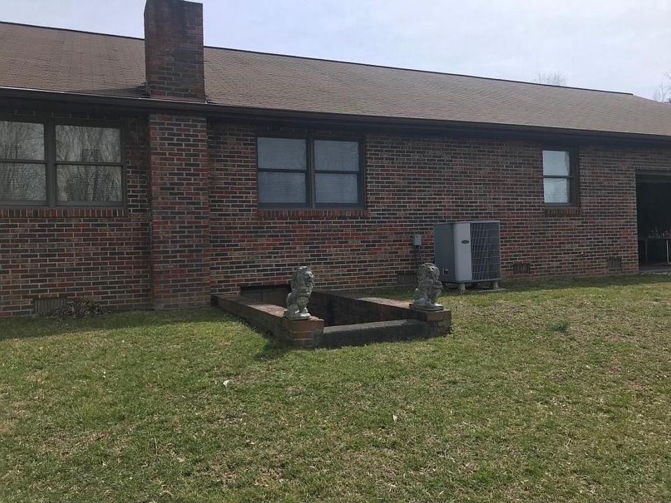 2nd image of 752 Rachels Chapel Rd