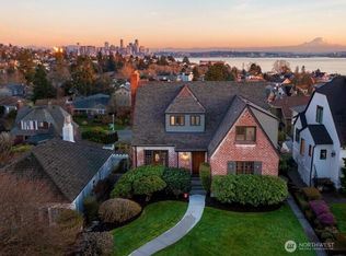 2228 Eastmont Way W, Seattle, WA 98199