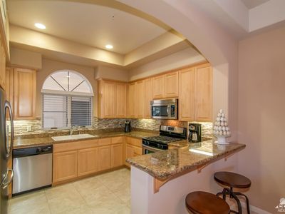 2004 Via San Martino, Palm Desert, CA, 92260