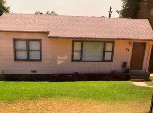 24 Mayhew Dr, Lamar, CO 81052