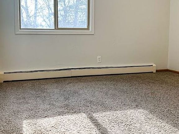 4th image of 438 Independence Ave N #15