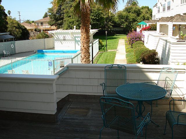 2nd image of 200 W Cliff Dr Unit 8