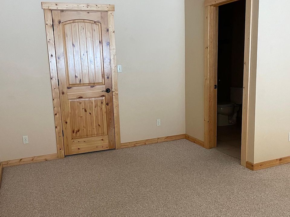 2nd image of 725 E College Dr Unit 3