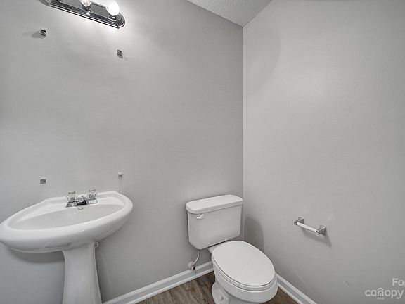 5th image of 7214 William Reynolds Dr
