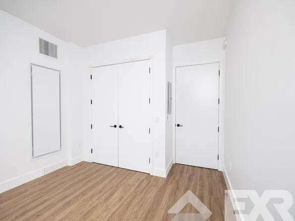 2230 Cropsey Avenue image 63 of 68