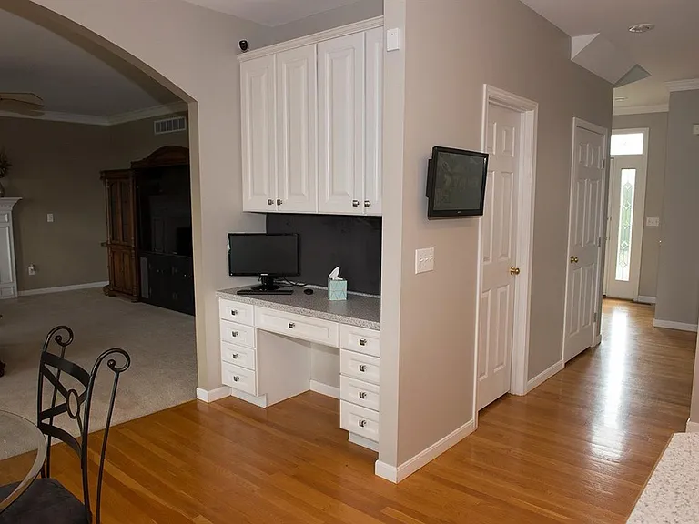 4517 Tylers Ter — Photo 24