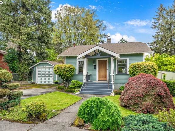 7318 SE Harrison Ct, Portland, OR 97215