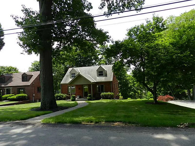 5400 Park Ave photo 1