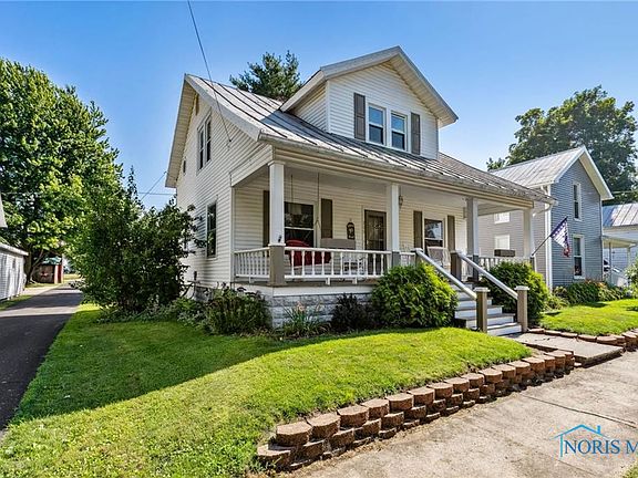 2nd image of 206 E Clay St