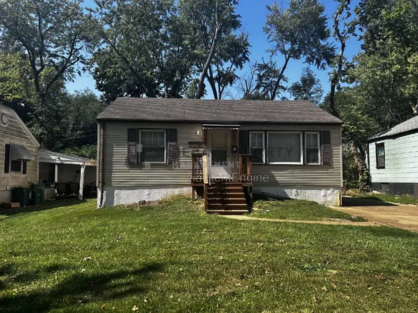 7740 Utica Dr, Saint Louis, MO 63133