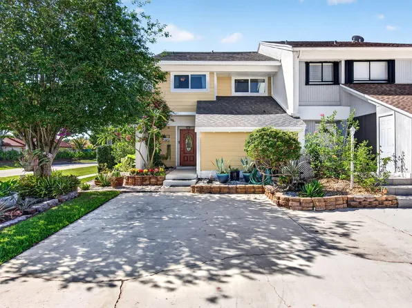 12324 Westhampton Circle, Wellington, FL 33414