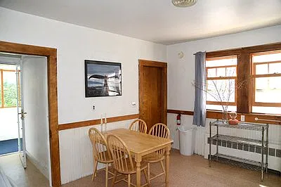 3 bed, 1380 sqft, $3,800 — Photo 3