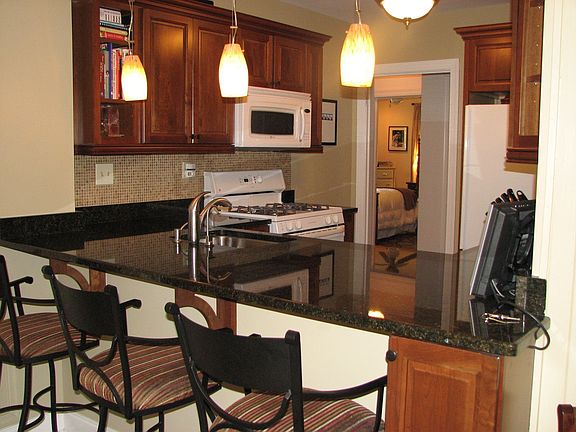 Complete Kitchen Renovation! New Cabinets! Granite Counters! Tile Backsplash!