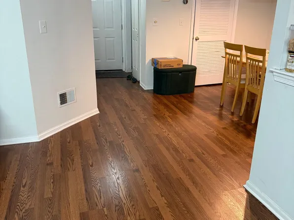 516 Waterford Dr, Edison, NJ 08817