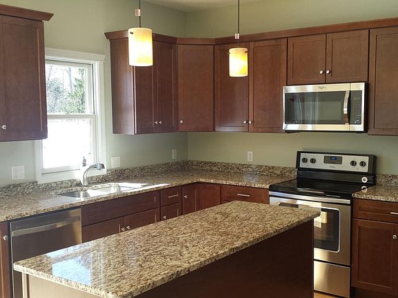 4th image of 3842 Derry Dr