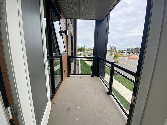3rd image of 150 Sabina Dr #216