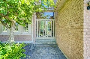 11 Farnham Dr — Photo 28