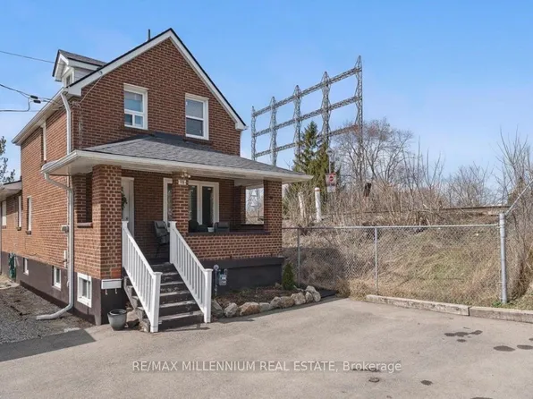 1106 Haig Blvd, Mississauga, ON L5E 2M5