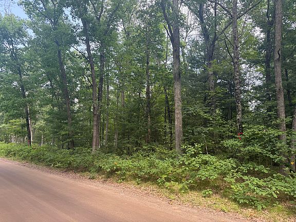 3rd image of 12 Avenue