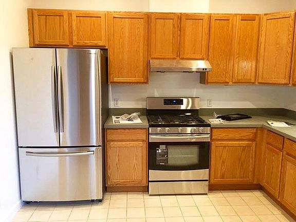 4th image of 1818 Green St #1