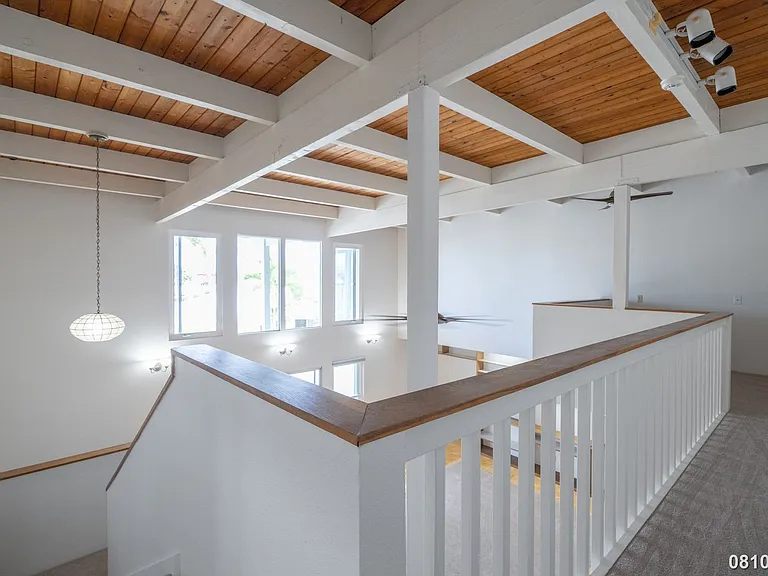 611 Kaiemi St — Photo 22