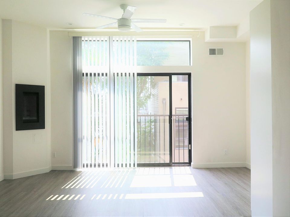 1st image of 237 Shipley St Unit 404