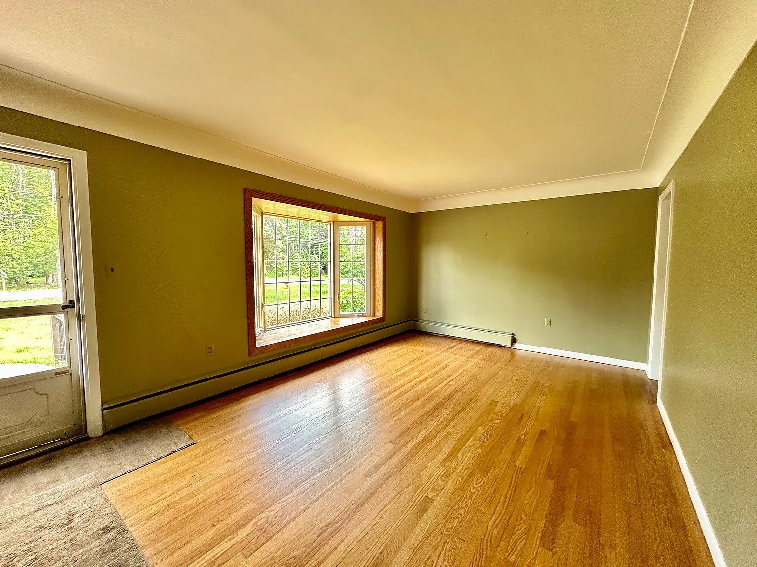 3 bed, 1680 sqft, $2,750 — Photo 3