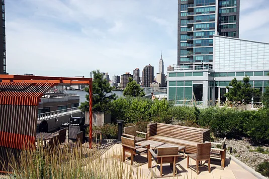 4630 Center Blvd #605 — Photo 9