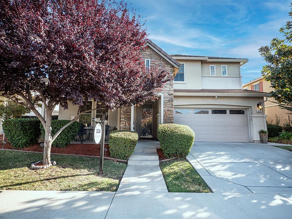 1st image of 503 Pickering Ct