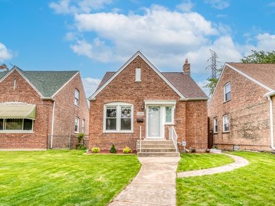 11105 S Avenue B, Chicago, IL, 60617