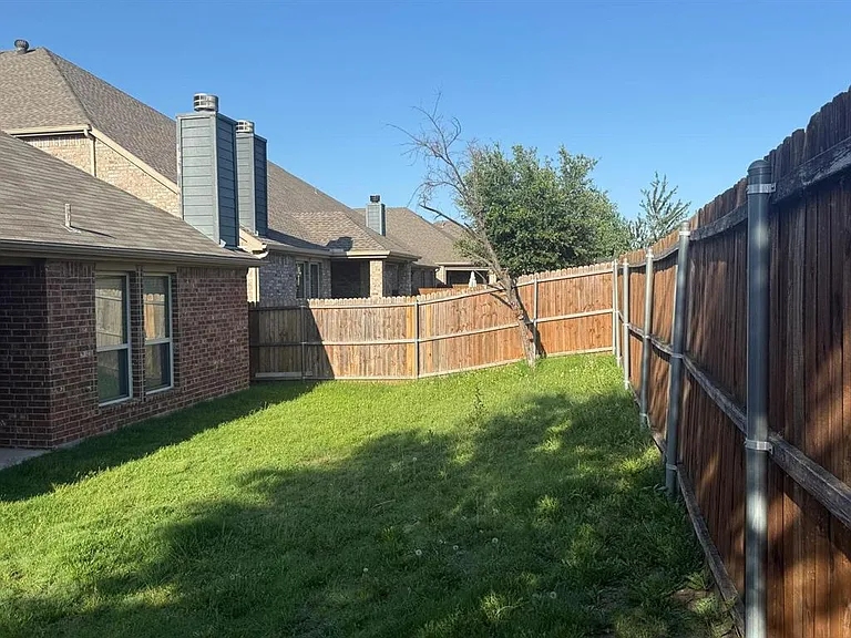 15917 Langsdale St — Photo 20