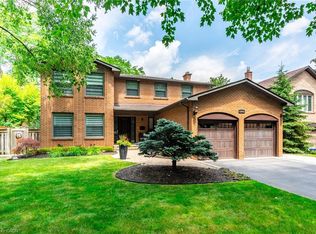 1765 Featherston Ct, Mississauga, ON L5L 3E2