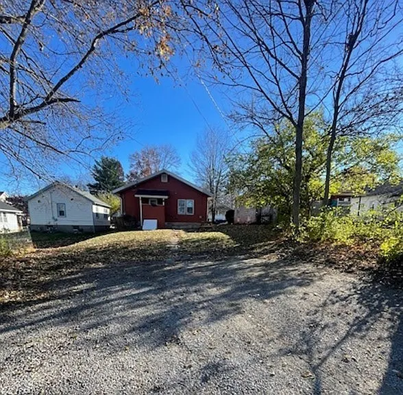 1208 S Lincoln St — Photo 1