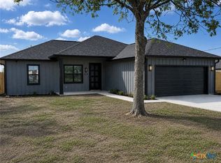 209 Haller St, Yoakum, TX 77995