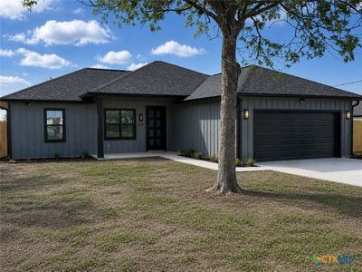 209 Haller St, Yoakum, TX, 77995
