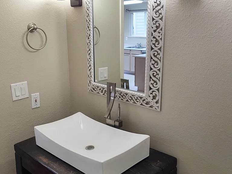 1313 NW Slate Ln #106 — Photo 3