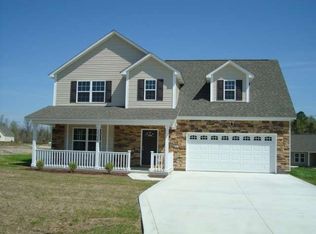 209 Blue Creek Rd, Jacksonville, NC 28540