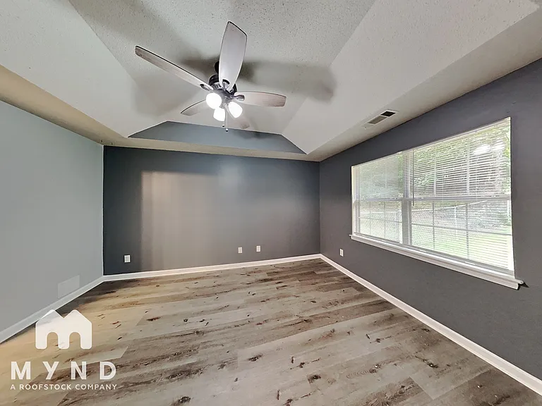 135 Mountain Ct — Photo 8