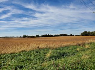 2100 N 2300 East Rd, Watseka, IL 60970