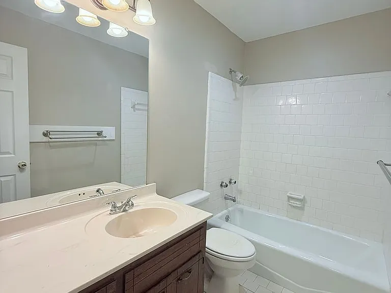 3730 Old Flowery Branch Rd #G — Photo 13