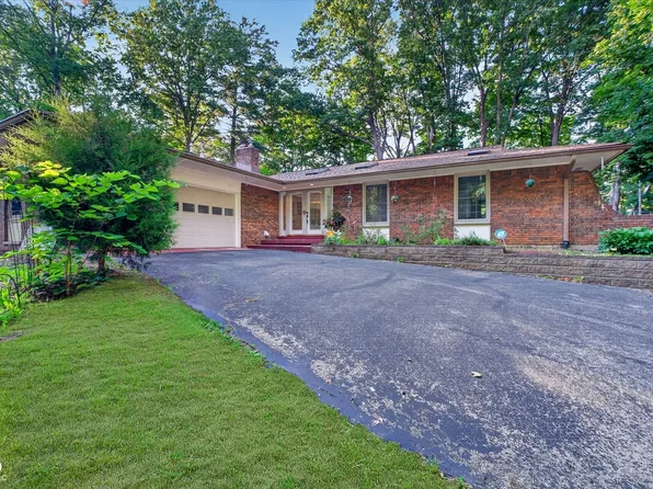 8942 Briarclift Rd, Indianapolis, IN 46256