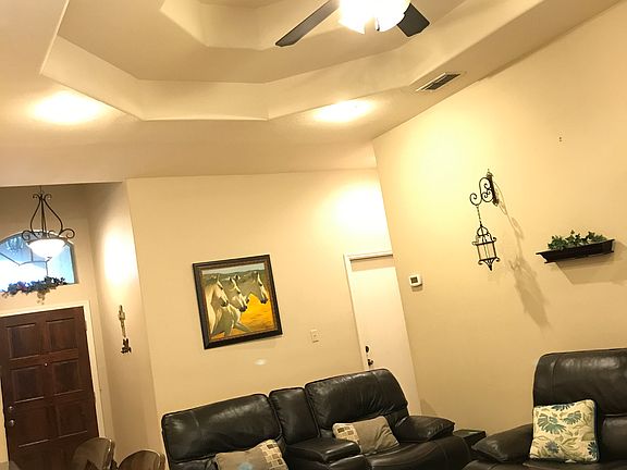 3rd image of 10502 Peruviana Ct