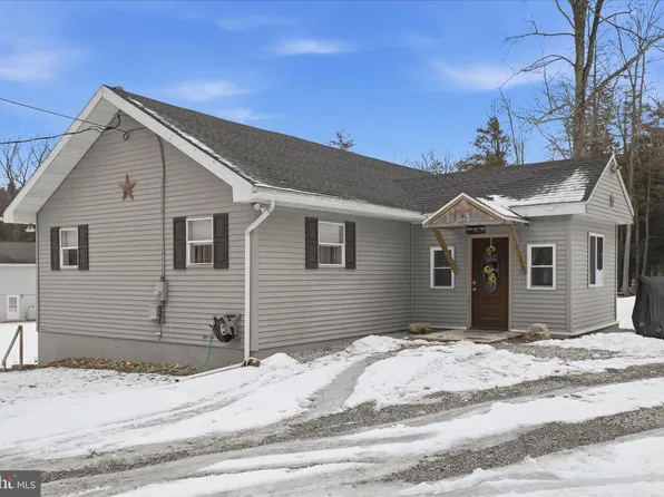 37 Goose Pond Rd, New Ringgold, PA 17960