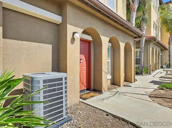 5427 Soho View Ter, San Diego, CA 92105
