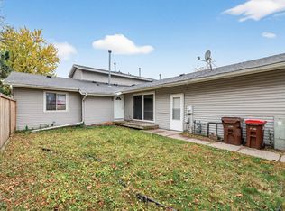 7772 Dunmore Rd, Woodbury, MN 55125