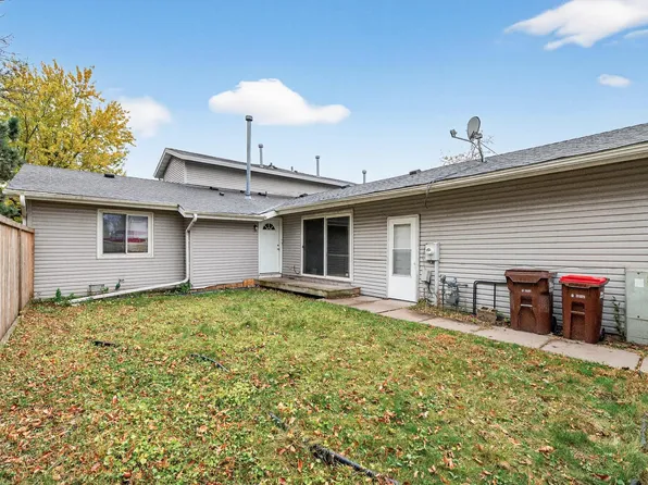 7772 Dunmore Rd, Woodbury, MN 55125