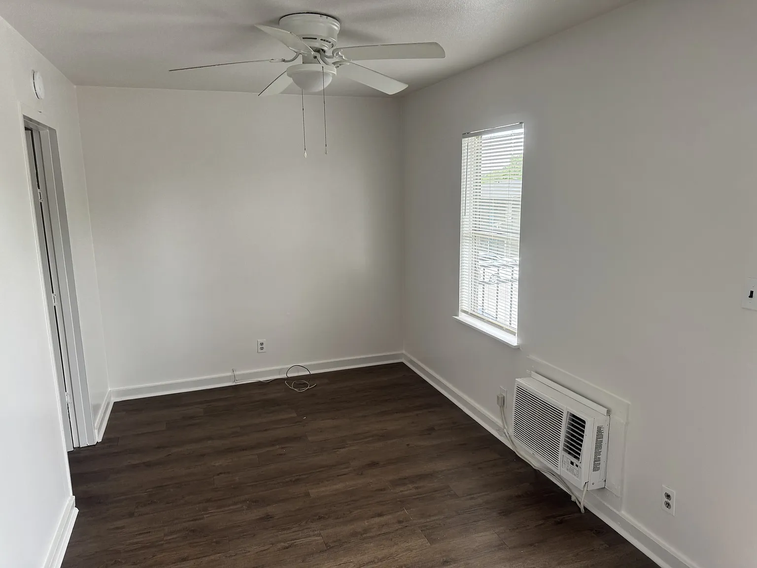 1313 McNutt Road - 41 — Photo 2