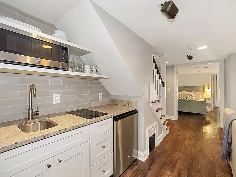 1116 K St NE #2 — Photo 28