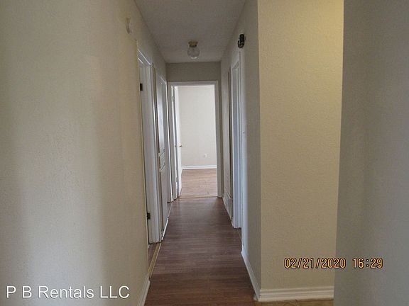 3rd image of 2335 NW 41st St
