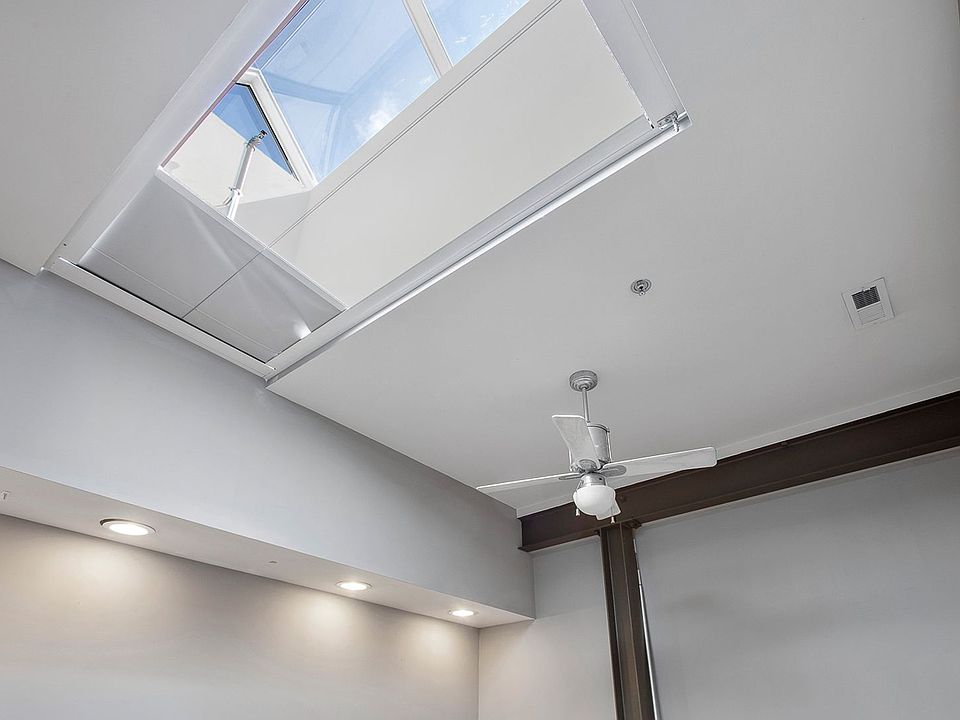 1st image of 416 E Grace St APT 2
